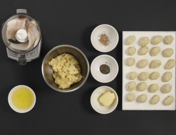 Préparation et cuisson des quenelles