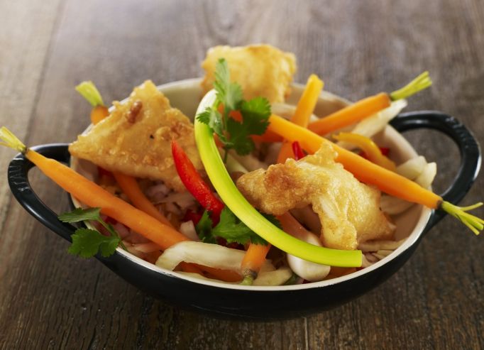 Cassolette de légumes façon barigoule, tempura de petits encornets