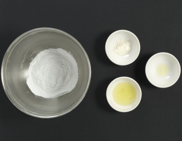 Préparation des allumettes à la glace royale