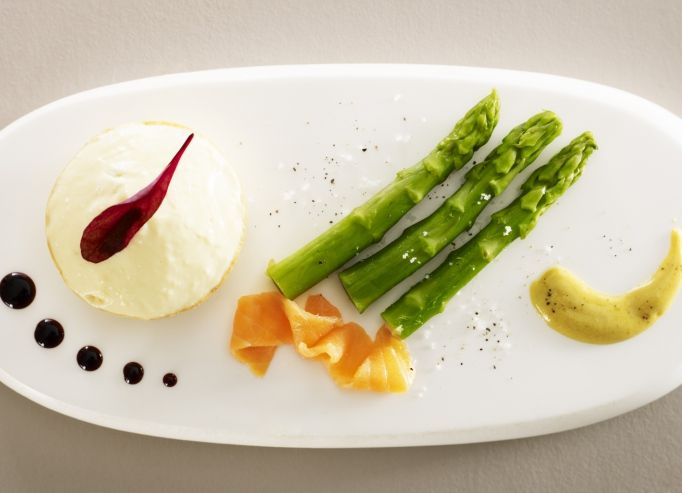 Tartelette à la crème d'oeufs et saumon fumé