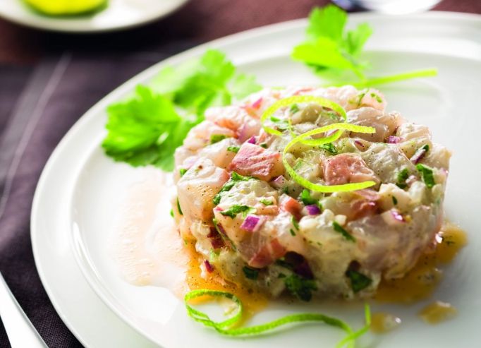 Tartare de dorade, coriandre et sa vinaigrette passion mandarine Maille