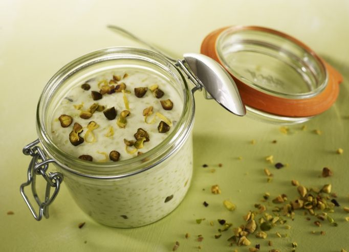 Riz au lait sicilien au citron et pistaches grillées