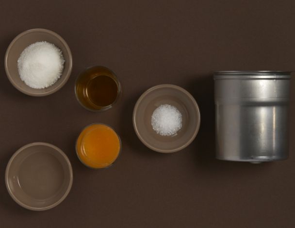 Préparation du sorbet orange