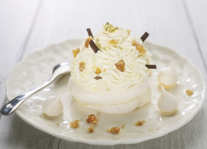 Pavlova marron rhum