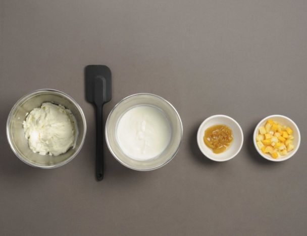 Préparation de la crème chantilly