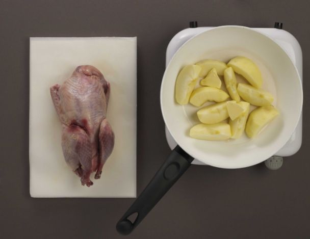 Préparation du faisan et des pommes