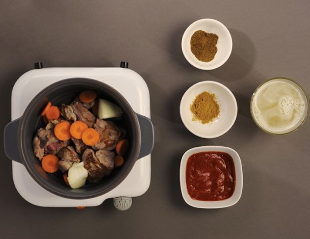 Préparation du sauté d'agneau