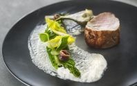Filet mignon de veau, feuille farcie à la Faisselle, anchois et artichauts