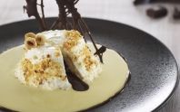 Faisselle Rians, cœur coulant au chocolat-praliné, crème anglaise noisette
