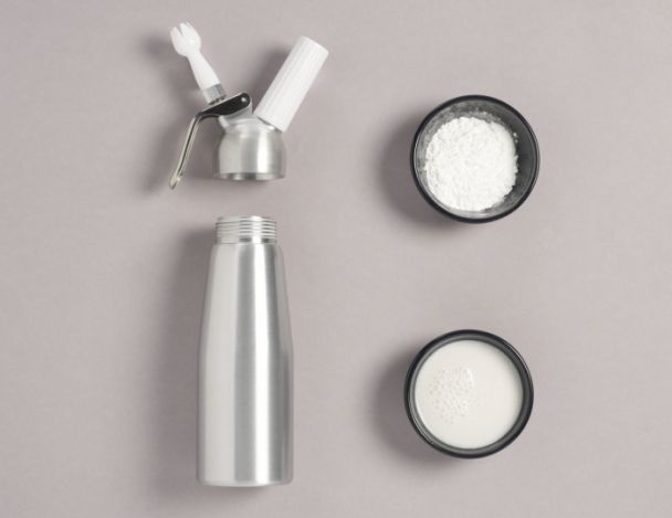 Préparation de la mousse de lait de coco