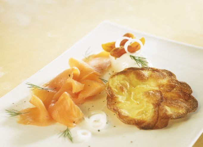 Maxime de pomme de terre au saumon fumé et poutargue