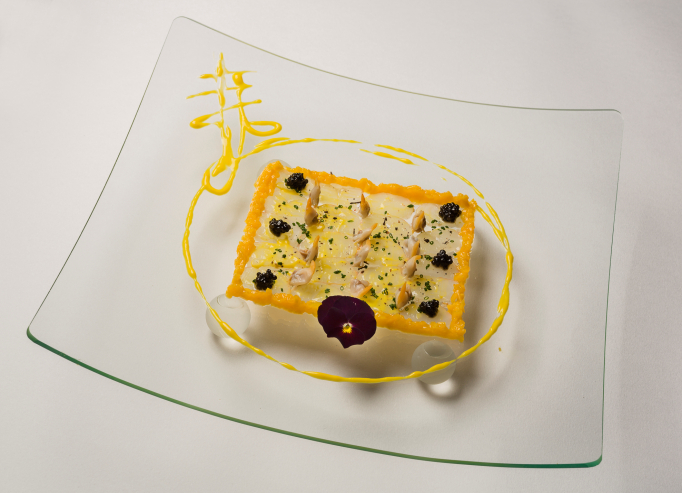 Carpaccio de langoustines et caviar d'Aquitaine
