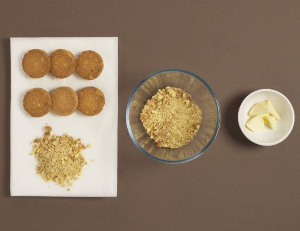 Préparation du fond de biscuits