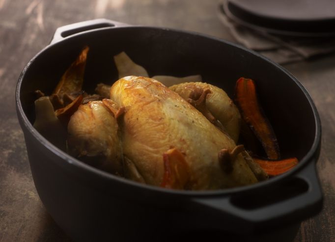 Chapon de Bresse aux marrons et girolles