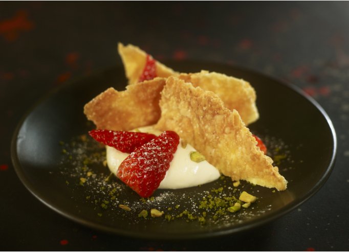 Millefeuille aux fraises d’Alsace, crème chiboust à la vanille