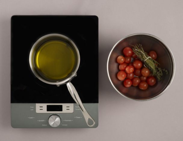 Préparation des tomates confites