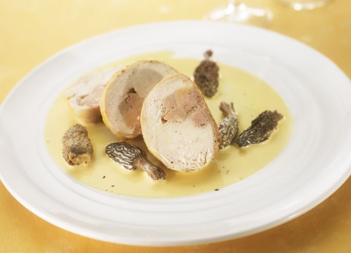 Rouelle de poulet fermier au vin Jaune et morilles