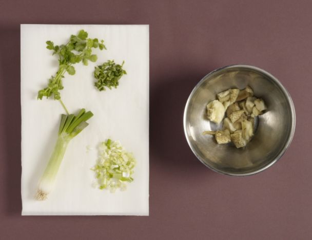 Préparations des aromates et du caviar