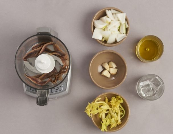 Préparation de l'anchoïade