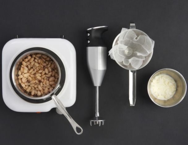 Préparation de la crème de coco