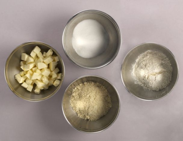 Préparation et cuisson du crumble