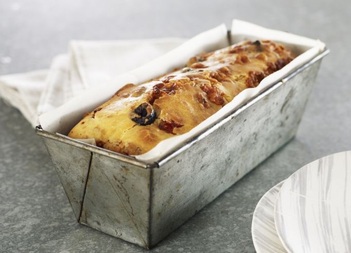 Cake au jambon et aux olives noires