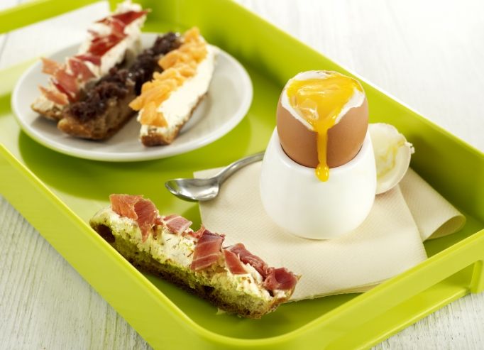 L’œuf à la coque et ses mouillettes