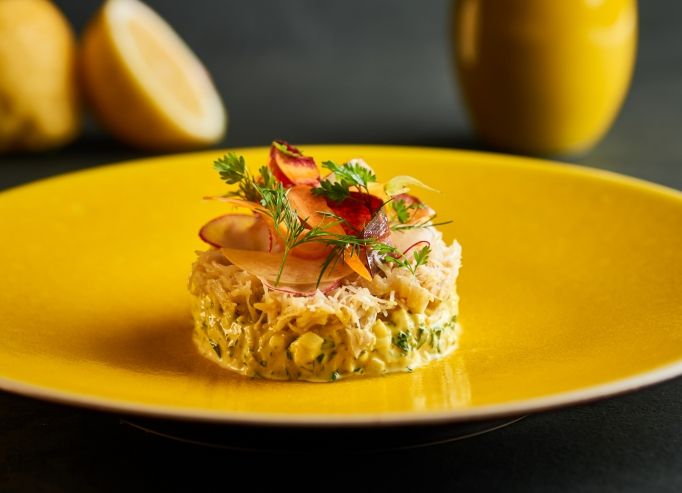 Tourteau acidulé au Yuzu, rémoulade de céleri au curry