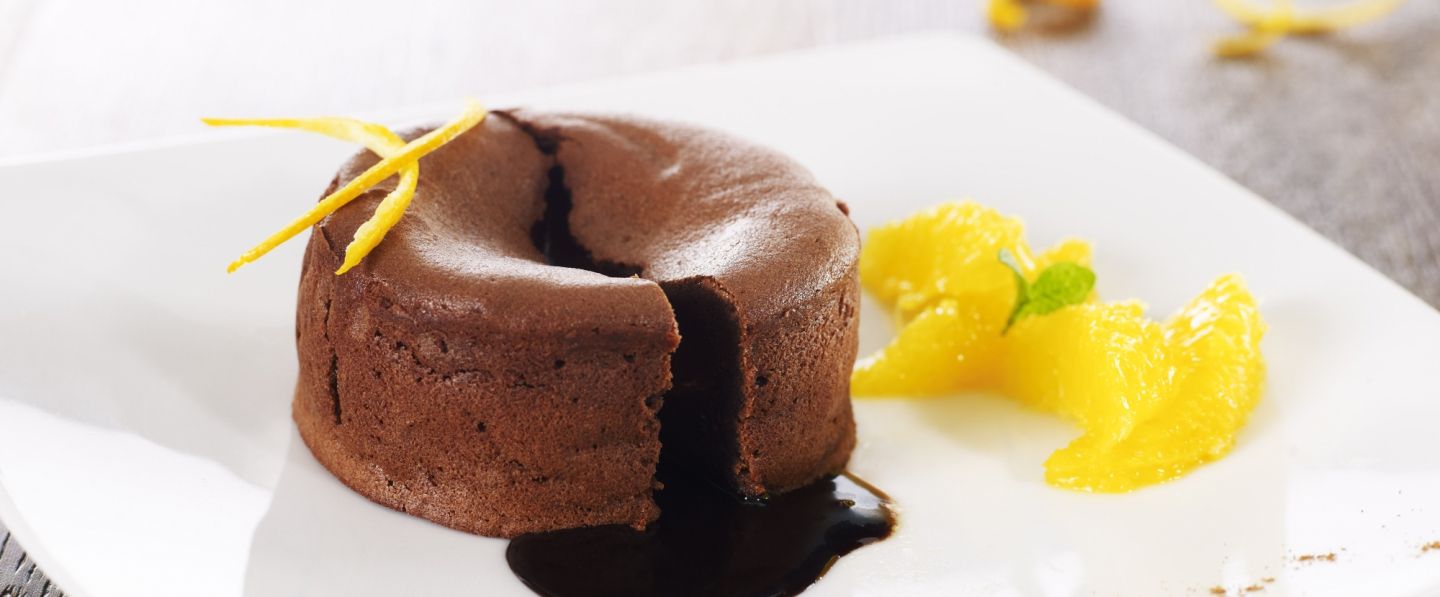 Croquant coulant au chocolat amer et salade d’orange