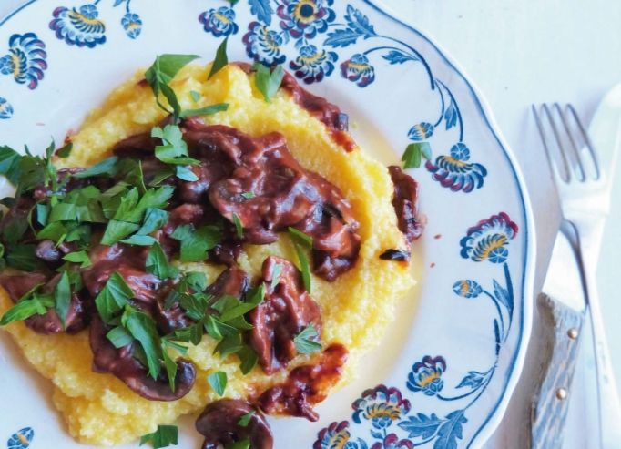 Bourguignon de champignons et polenta crémeuse